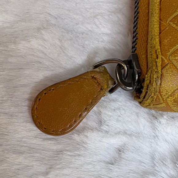 Project Piece - Bottega Veneta Authentic Intrecciato Tan Woven Leather Wallet - Picture 9 of 11